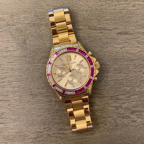 michael kors accessories